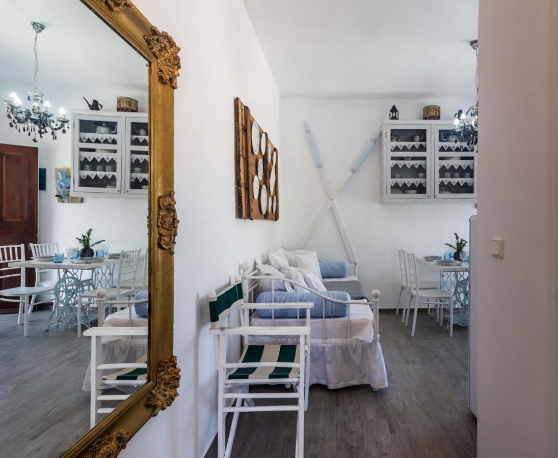Maison Triantatria Plaka  Luaran gambar